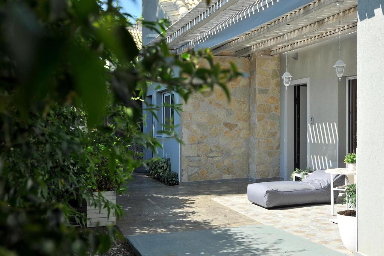 Alekos Luxury Suites Free 24H Transportation From - To Airport Луца Экстерьер фото