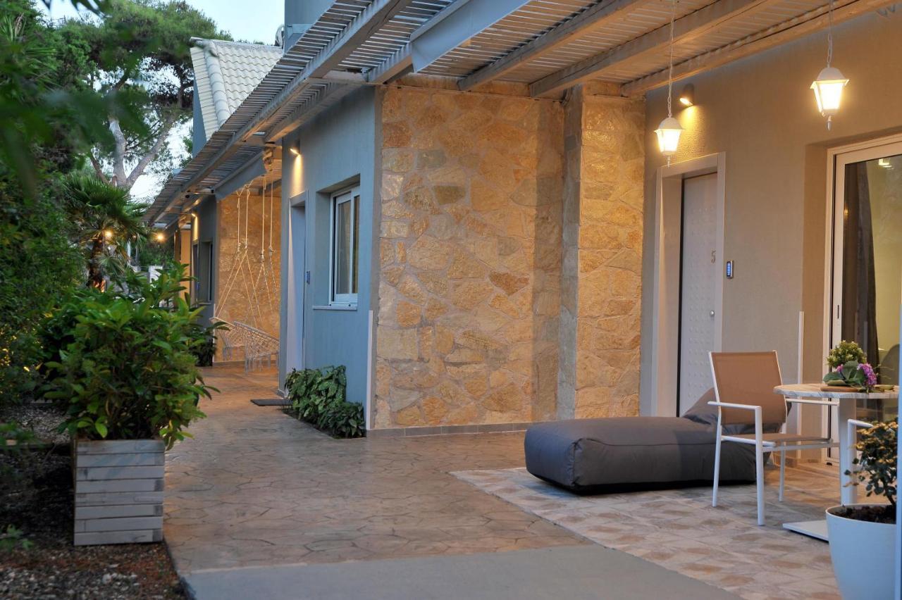 Alekos Luxury Suites Free 24H Transportation From - To Airport Луца Экстерьер фото