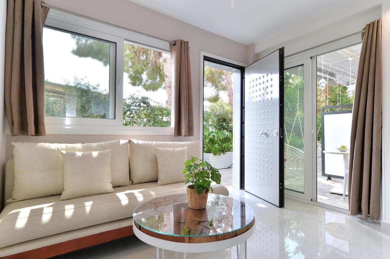 Alekos Luxury Suites Free 24H Transportation From - To Airport Луца Экстерьер фото